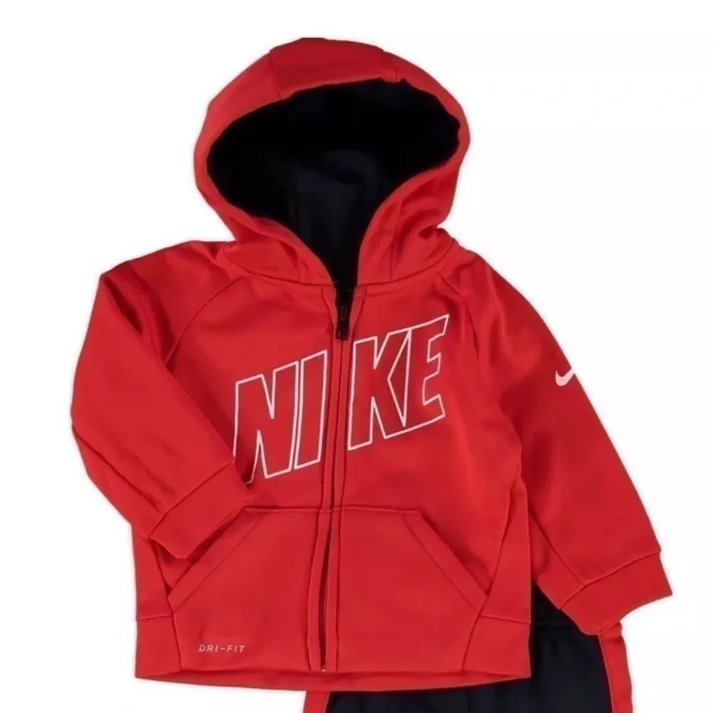 NIKE Boy’s Hooded TRACKSUIT DRI-FIT THERMA TA - Picture 3 of 6